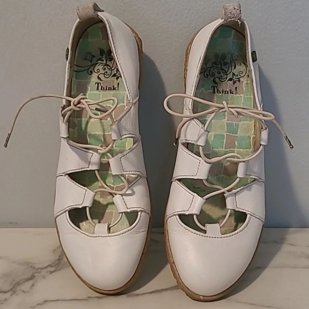 Think! Women's 8.5 White Leather Lace-up Casual Artsy Wedge Loafers Shoes Boho